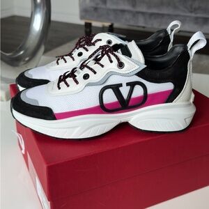 Valentino Garavani Vlogo shegoes sneakers